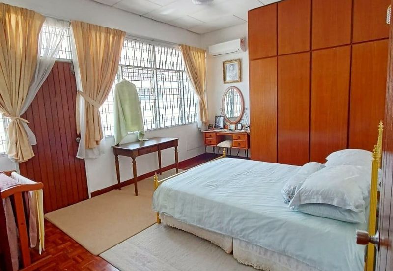  PULAU TIKUS BUNGALOW SPACIOUS