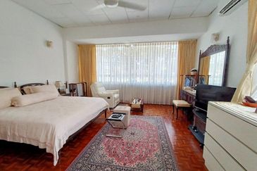  PULAU TIKUS BUNGALOW SPACIOUS