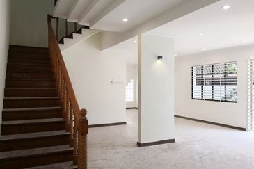 PULAU TIKUS 2-STOREY SEMI-DETACHED