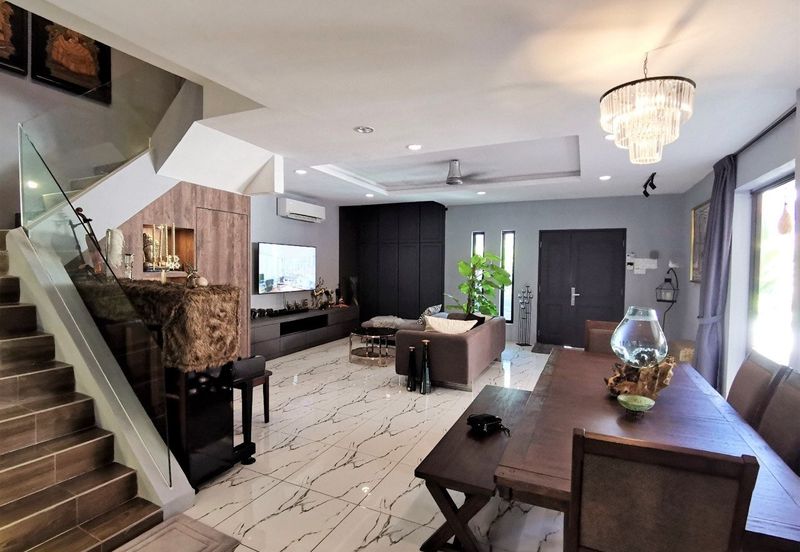 TANJUNG BUNGAH 2-STOREY SEMI-D - TASTEFULLY RENOVATED & FURNISHED