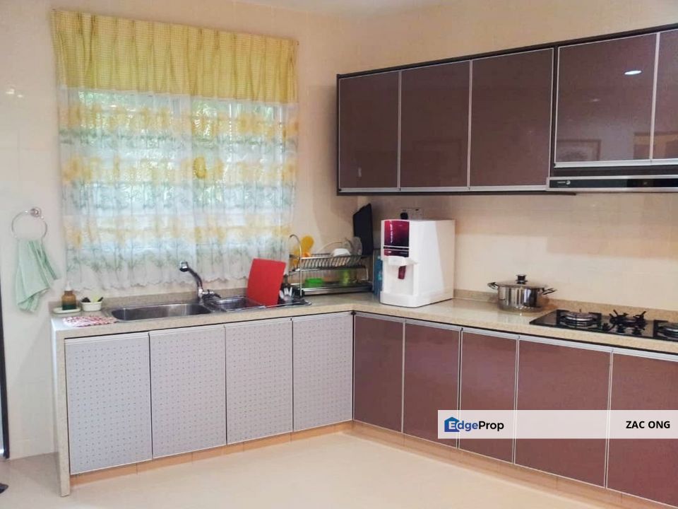 LORONG SEKERAT FETTES PARK DOUBLE-STOREY SEMI-D, Penang, Georgetown