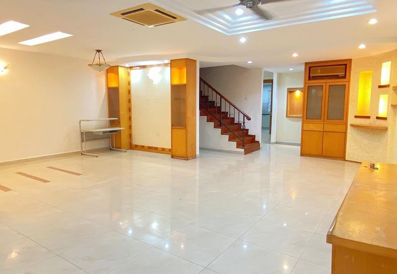 Jalan Pantai Aziz Ibrahim