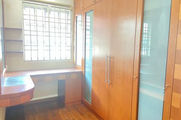 Jalan Pantai Aziz Ibrahim