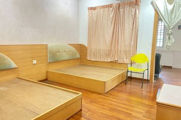 Jalan Pantai Aziz Ibrahim