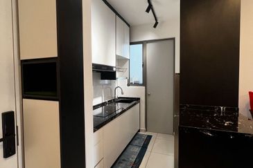 Kenwingston Platz Residence