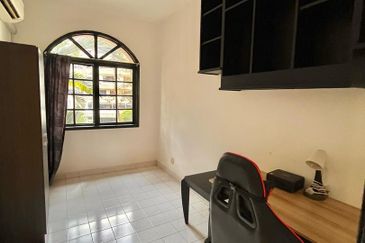 City Gardens Condominium