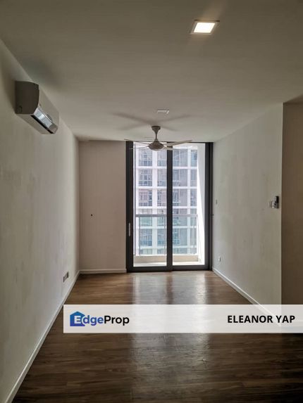 Lakefront Residence Condominium for sale renovated High ROI 7% in Setia Eco Glades MMU Cyberjaya, Selangor, Cyberjaya