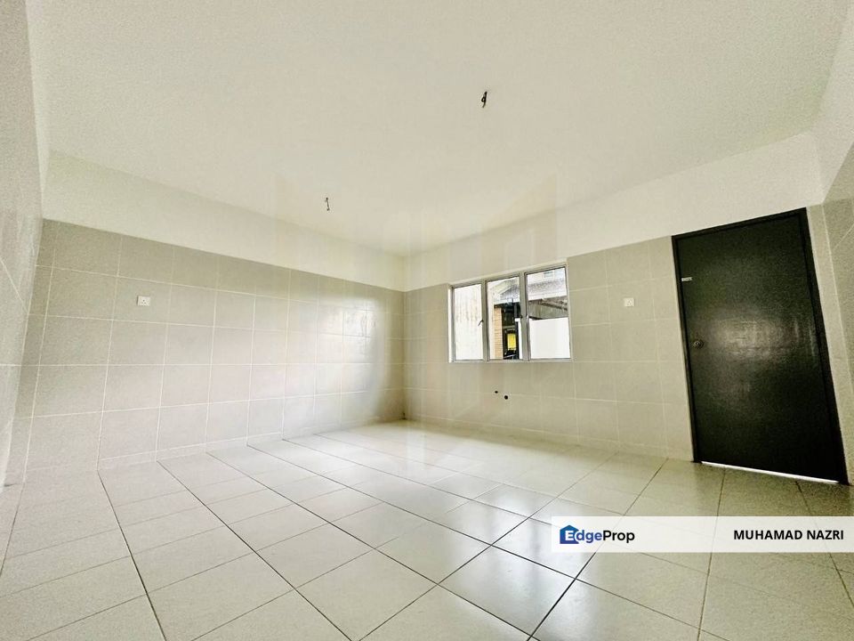 KOTA TINGGI - SEMI-D SETINGKAT RM3xxK | PENJAWAT AWAM | EXTRA LAND, Johor, Kota Tinggi