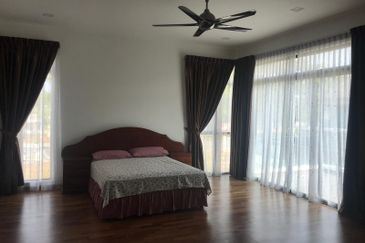 2 storey Semi-D at Golf East, Horizon Hills for sale