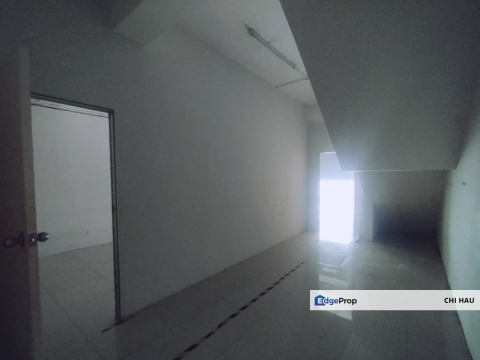 Ken Rimba Ground Floor shop lot facing open near JPJ Shah Alam section 16, Selangor, Klang