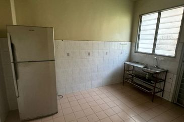 Taman Kinrara Seksyen 4