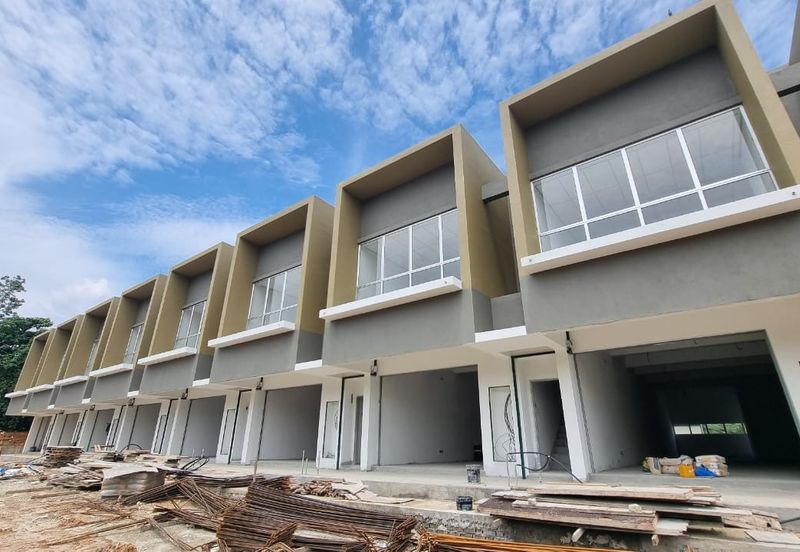 Bandar Baru Salak Tinggi