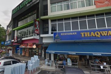 Kajang, Bandar Puteri Bangi, Bangi Freehold Shop For Sale 20% Below Market Fully Tenanted with 5.5% ROI, Facing Main Road