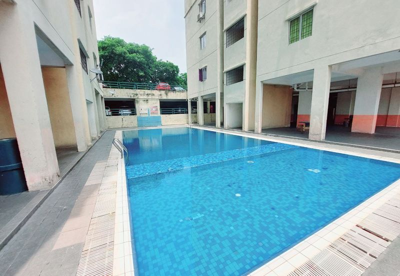 Pangsapuri Saujana, Gombak