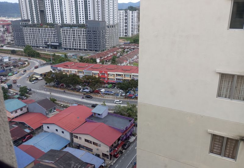 Pangsapuri Saujana, Gombak