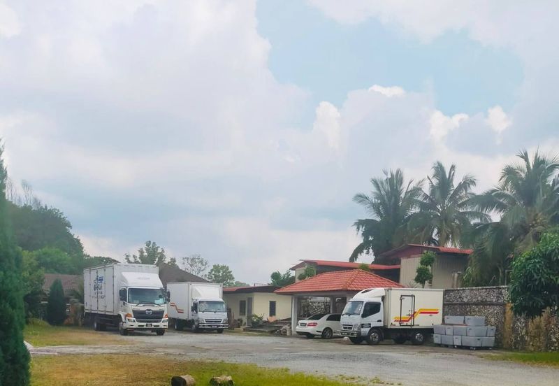 Taman Matahari Height