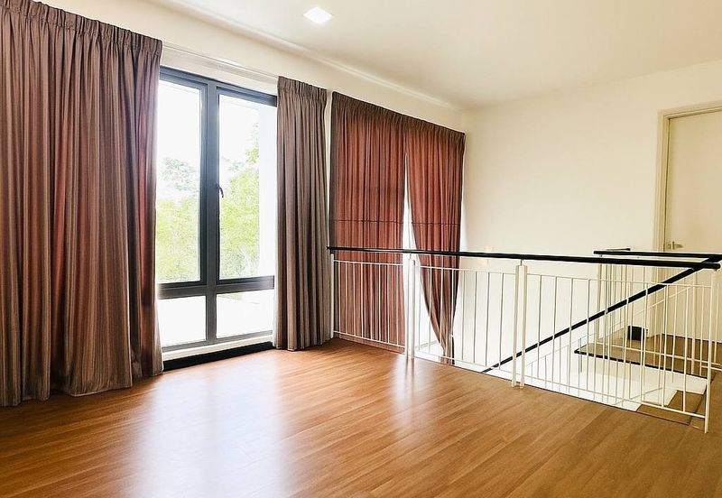 Perdana Lakeview West