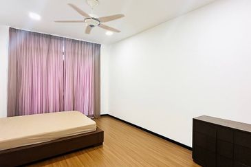 Perdana Lakeview West