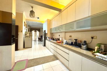 Port Klang (Pelabuhan Klang)