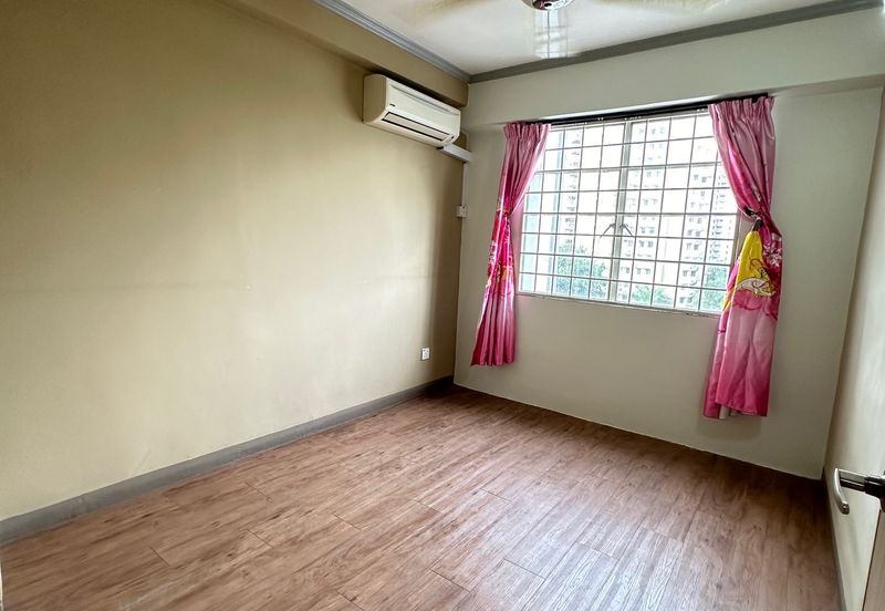 Danau Impian Condominium