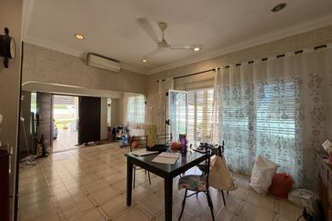 Taman Anggerik, Klebang Kecil – Single Storey Bungalow | Freehold | 6,446 sqft | 4R2B | RM1.08mil (Negotiable)