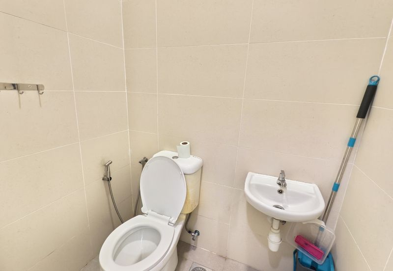 City of Green Condominium