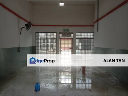 SERDANG 2stry link factory (end-lot) for sale, Selangor, Seri Kembangan