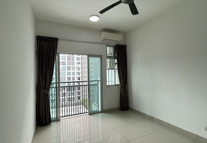 Meridin Bayvue Apartment