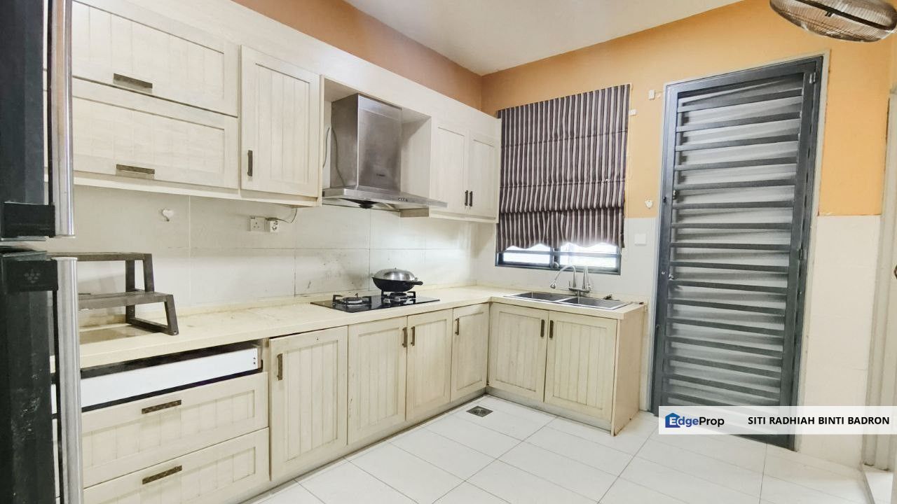Fully Furnished 2 Storey Facing Open
Zircona, Alam Impian
, Selangor, Shah Alam