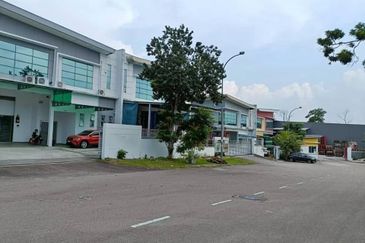 Kempas Utama Industrial Park