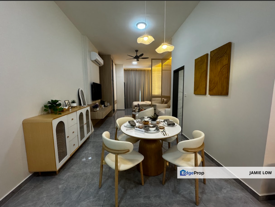 Ponderosa Regency Pet Friendly Condo Shuttle Bus to CIQ, Johor, Johor Bahru