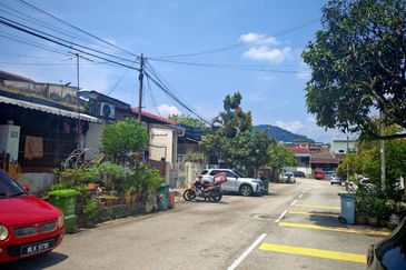 Taman Bunga Raya