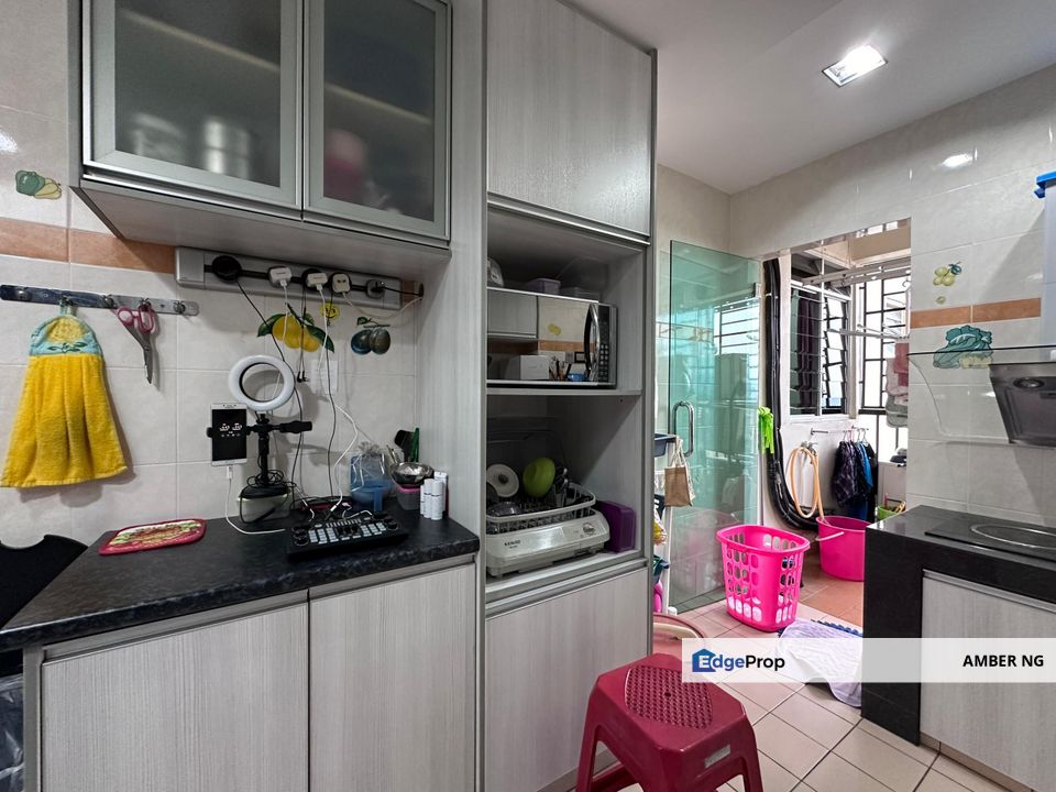 Kristal Heights 2 Apartment, Taman Sri Gombak, Gombak, Selangor, Renovated, Fully furnished for sales, Selangor, Gombak