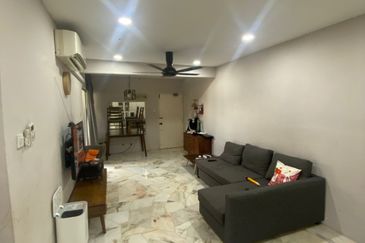 Indah Apartment
