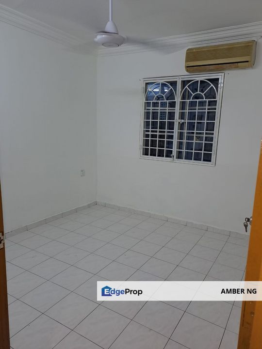 Corner Low Floor @ Genting Court Condo, Setapak Kuala Lumpur 3 rooms for rent, Kuala Lumpur, Setapak