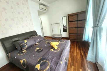 I Residence @ I City