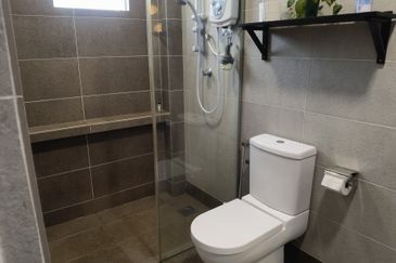 Fully furnished Taman setapak 2 storey house For rent  Danau Kota Facing Garden Long Car Porch Landed 