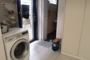 Fully furnished Taman setapak 2 storey house For rent  Danau Kota Facing Garden Long Car Porch Landed 