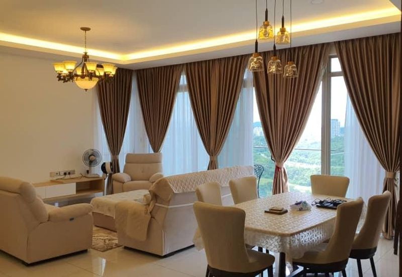 Par 3 Condo & Condo Villa