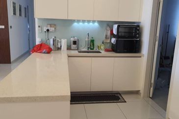 Par 3 Condo & Condo Villa