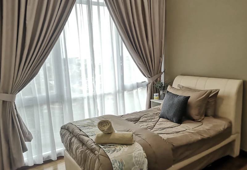 Paragon Suites @ CIQ