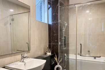 Paragon Suites @ CIQ