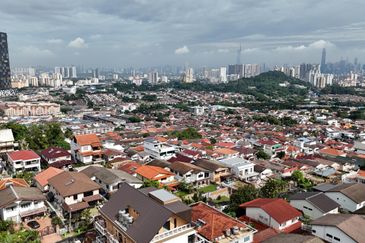Taman Yulek , Cheras , bukit segar , KL