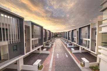 Alstonia Hilltop Homes