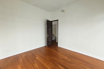 Alstonia Hilltop Homes