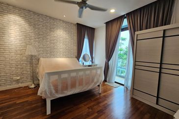 Long Branch Residences