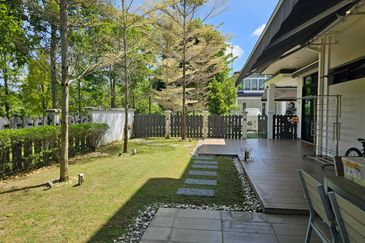 Tenderfields @ Eco Majestic