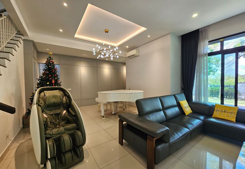 Tenderfields @ Eco Majestic