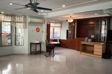 Taman Tasik Semenyih (Lake Residence)