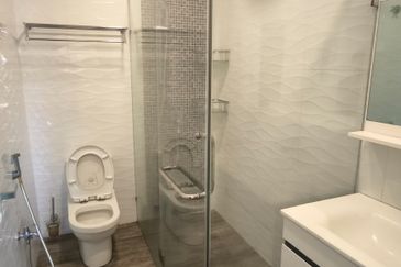 Taman Tasik Semenyih (Lake Residence)